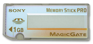 Illustration for article titled Giz Explains: An Illustrated Guide to Every Stupid Memory Card You Need